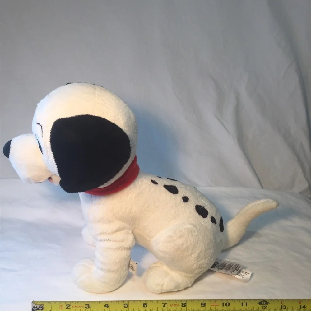 DISNEY STORE 101 Dalmatians 12